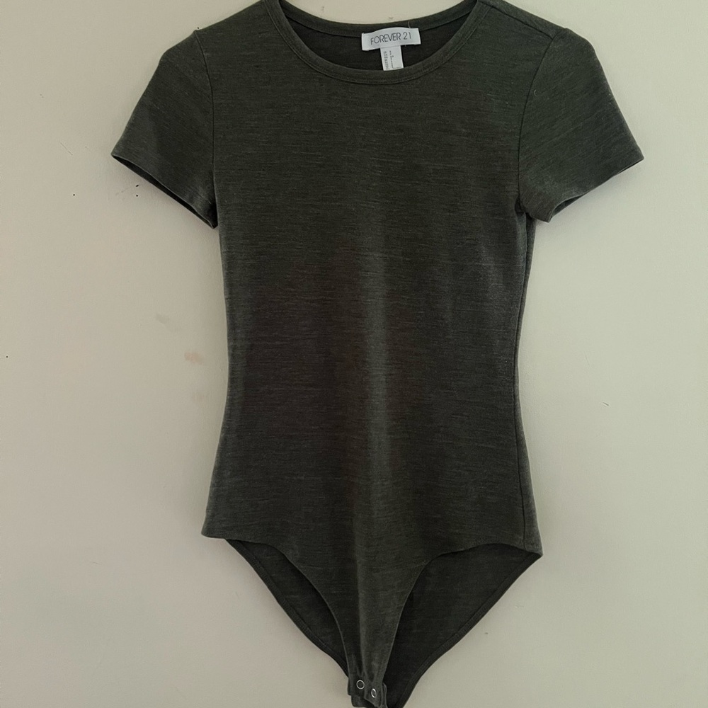 Forever 21 Olive Green Short Sleeve Bodysuit